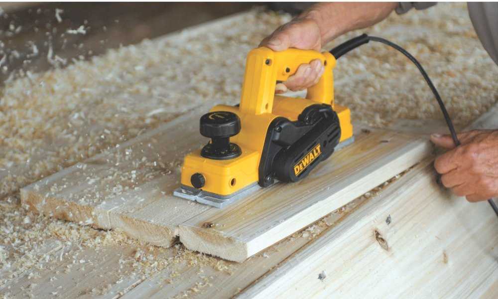 Hand Planer Vs. Bench Planer Which One Is The Best?