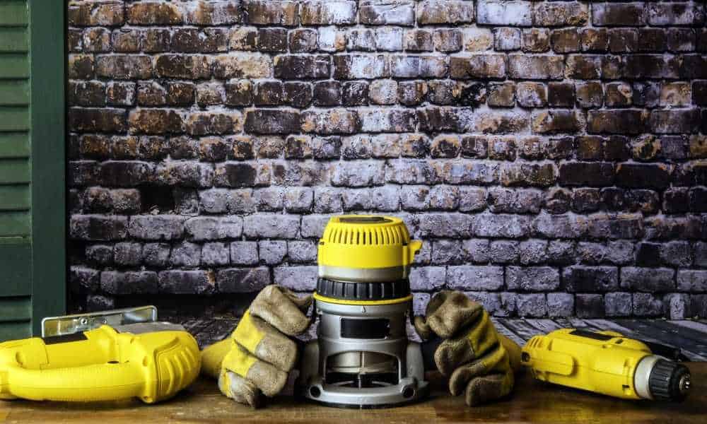 Tips On How To Cut A Channel In Wood With A Router